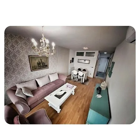 Apartment Apartman Bulevar Luxury Ilidza Free Garage Parking *